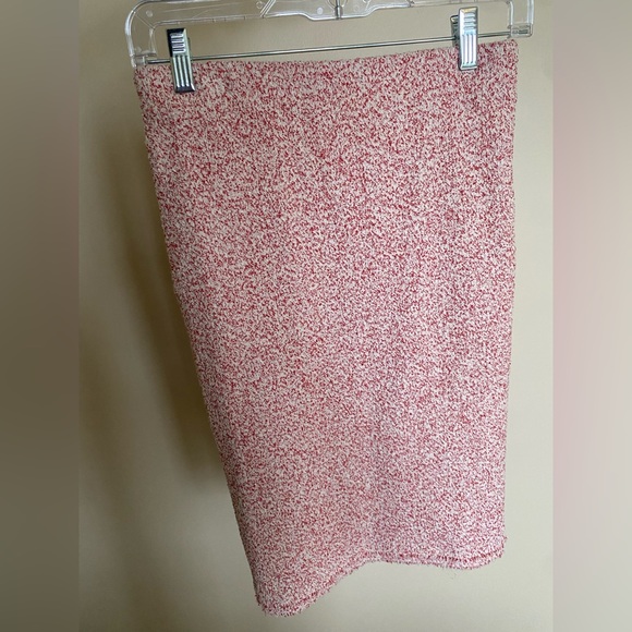 Ann Taylor Dresses & Skirts - Ann Taylor Tweed Stretch Pencil Skirt - Great Condition
